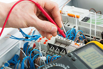 EQUIPAMENTOS E INSTRUMENTOS PARA TESTE E MEDIÇÃO